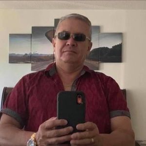 Meet your Posher, Fidel